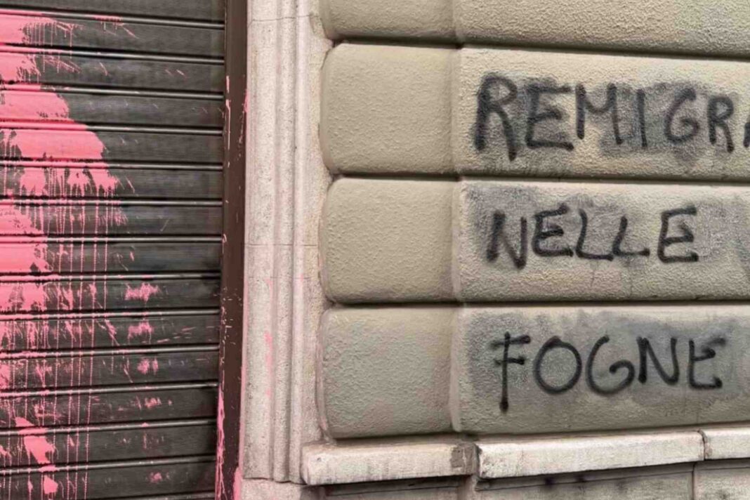 CasaPound, Trieste, via San Zaccaria, Avanguardia Nazionale, antifascismo, cronaca, imbrattamento
