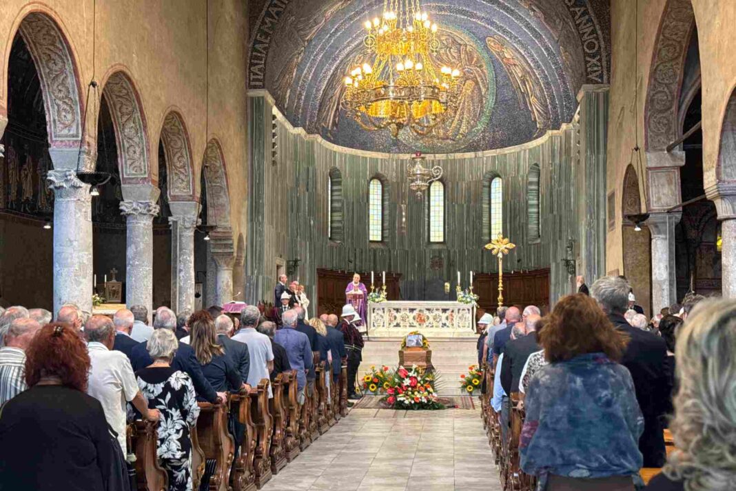 Giorgio Rossi, funerali Giorgio Rossi, don Ettore Malnati, Trieste, Roberto Dipiazza, Cattedrale di San Giusto, Comune di Trieste