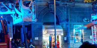 Incendio via Battisti, la 26enne lotta per la vita: ustioni su oltre il 50% del corpo e il giallo delle ferite incendio, Trieste, via Battisti, vigili del fuoco, appartamento in fiamme, 118, cronaca