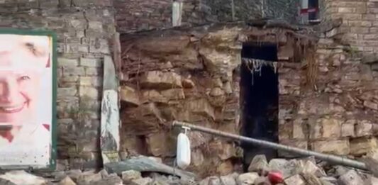 Trieste, via dello Scoglio, nubifragio, maltempo, crollo muro, viabilità, vigili del fuoco